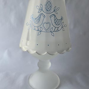 Frosted Glass Fairy Lamp Satin Glass with a Pennsylvania Dutch-style design of two turtle doves